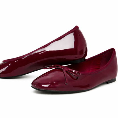Women’s Mary Jane Flat Wine
